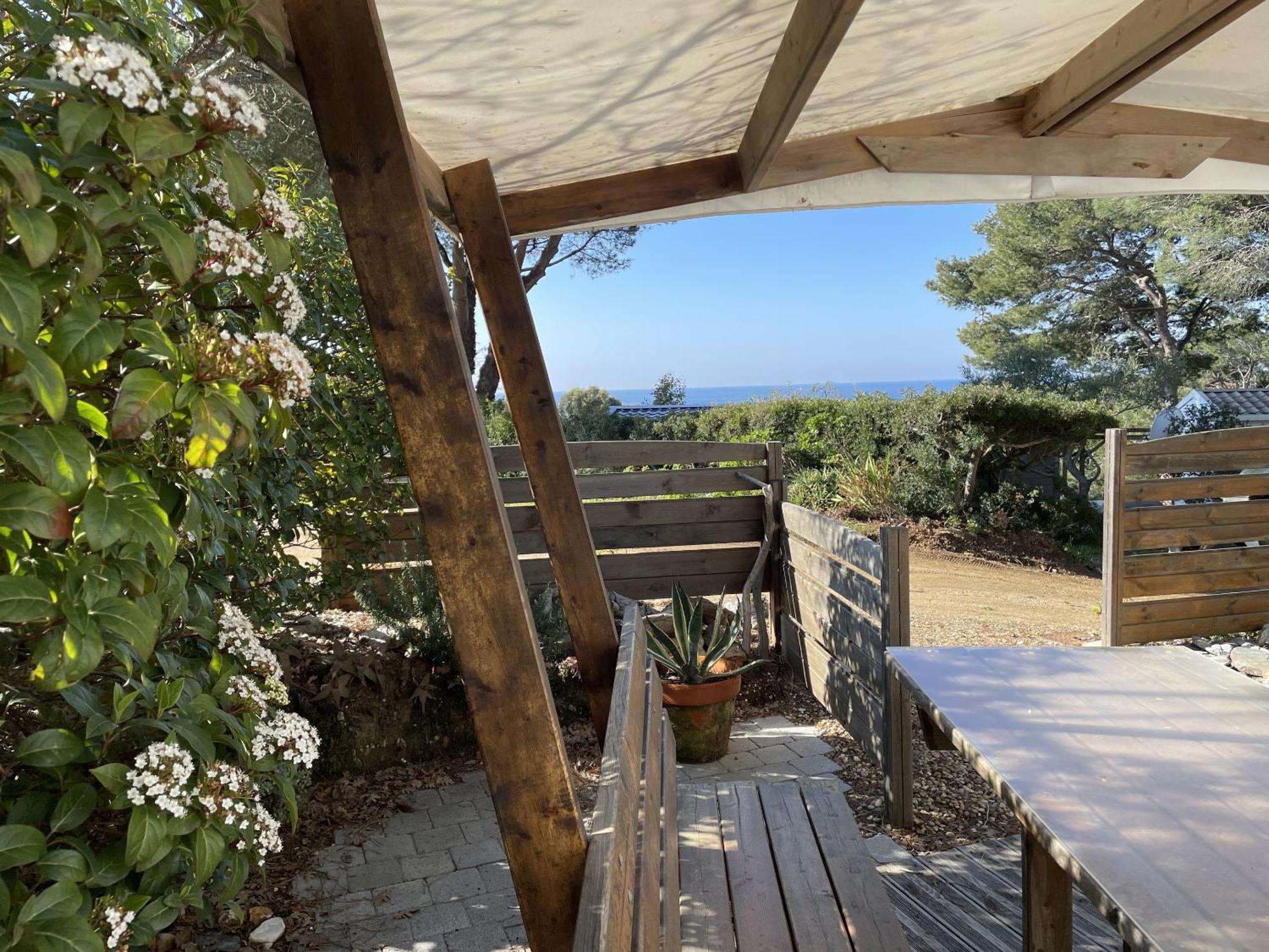 Ferienhaus L Arbousier, Mobil-home Vue Degagee Sur La
